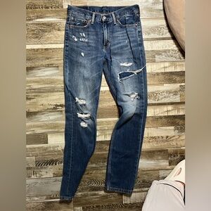 Distressed Blue LeviJeans for Men